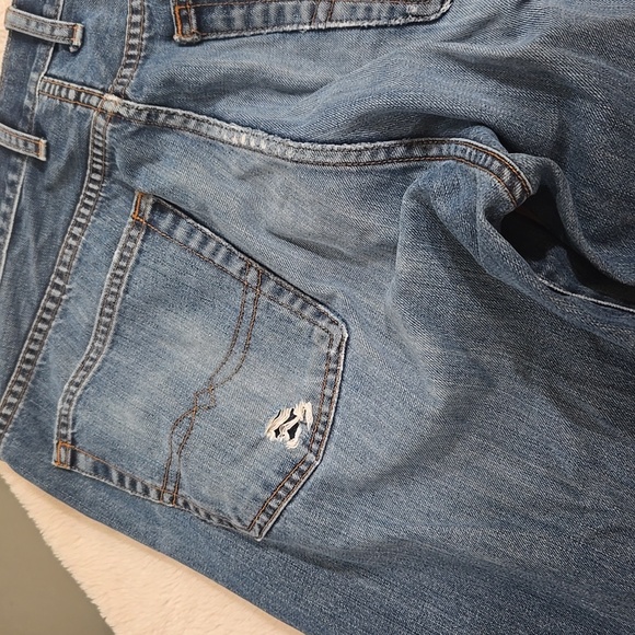 Lucky Brand Men's Jean's - Picture 8 of 16